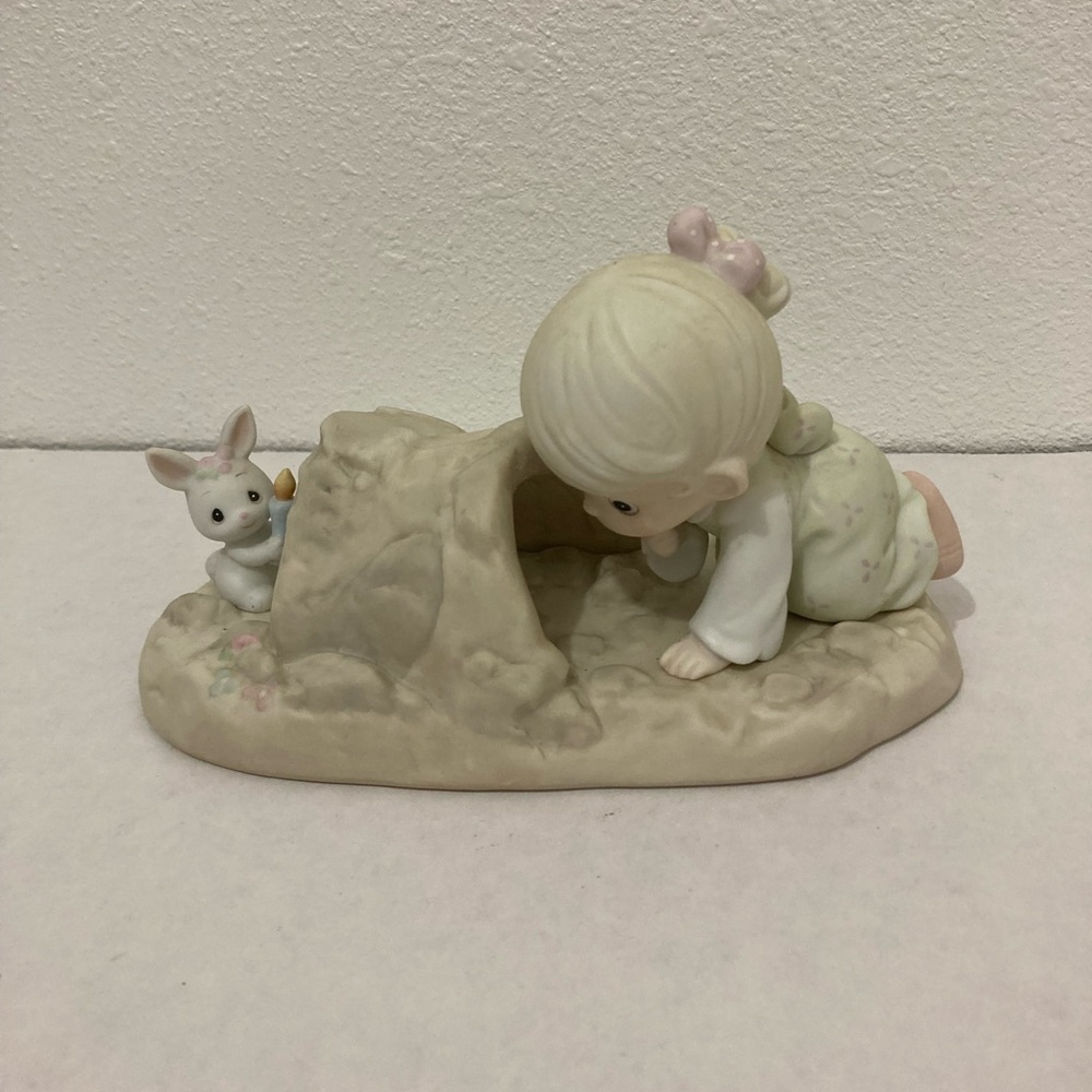 Precious Moments 1990 “There is a light at the end of tunnel” figurine